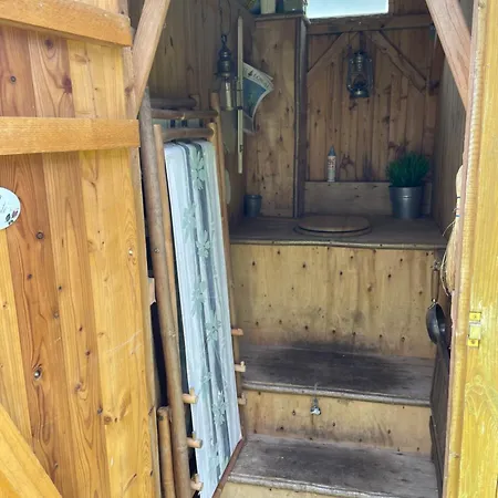 Kemping Nicos Tinyhouse Kiel
