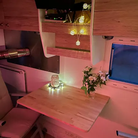Nicos Tinyhouse Kemping *